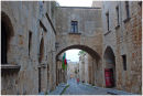 Ippoton; 'Street of the Knights'