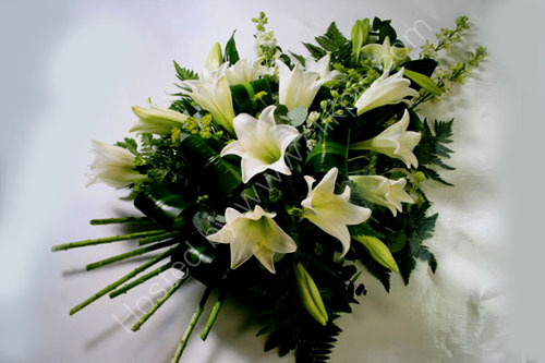 White Lily Spray