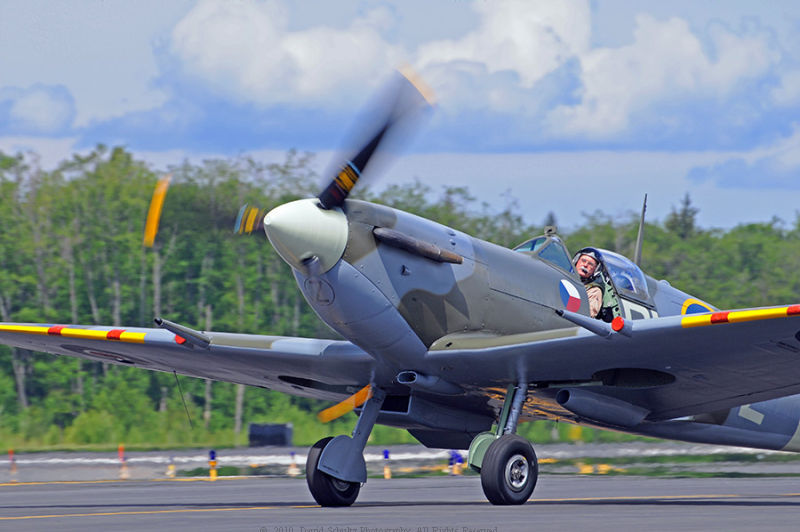 Spitfire Taxi