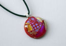 red round patterned pendant