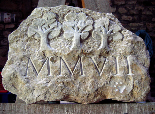 Date_Stone