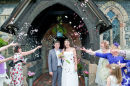 The regulation Confetti throwing