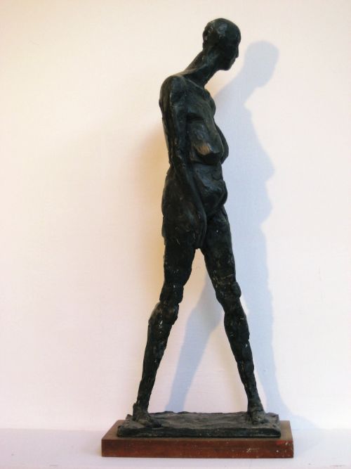 Standing lady