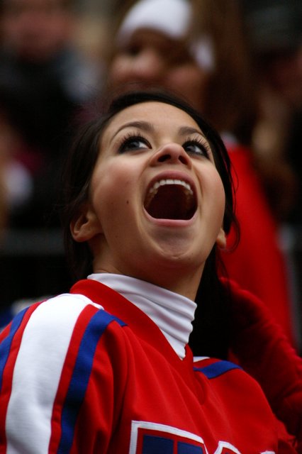 Cheerleader Cheering