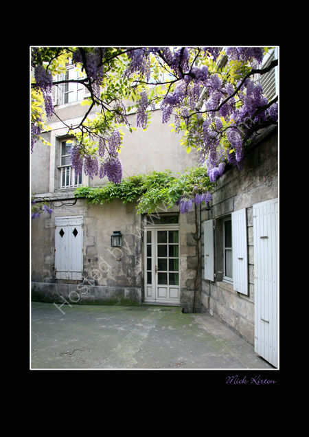Maison courtyard