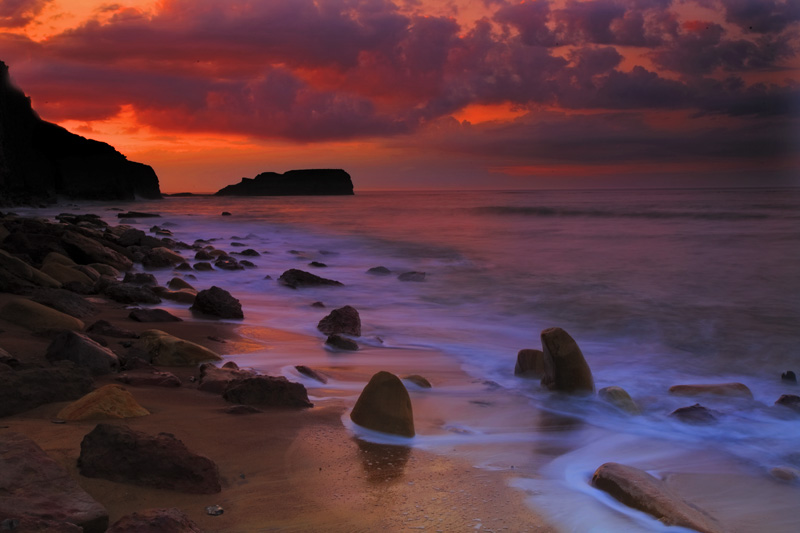 Saltwick Bay