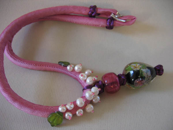 The entire necklace