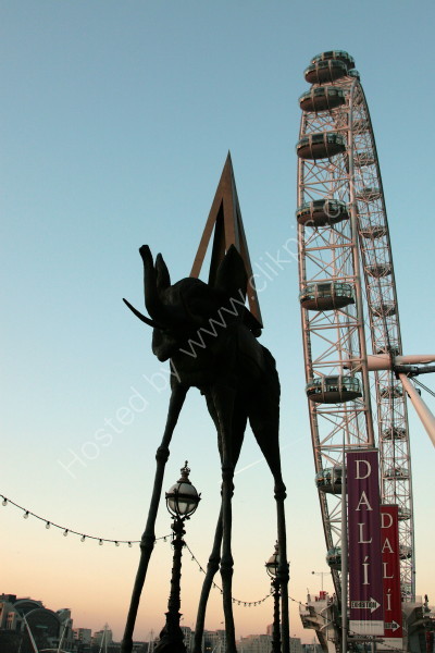 DALI 2 @ London Eye